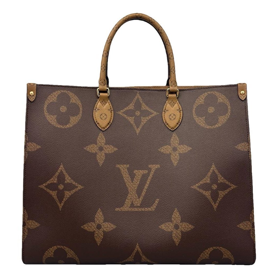 Onthego leather handbag