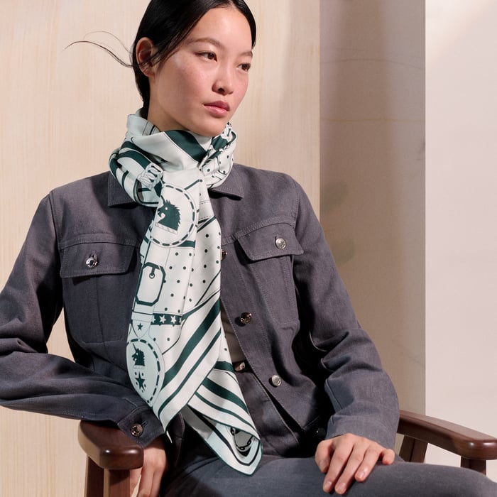 La Promenade Du Matin Bandana Double Face Scarf 140