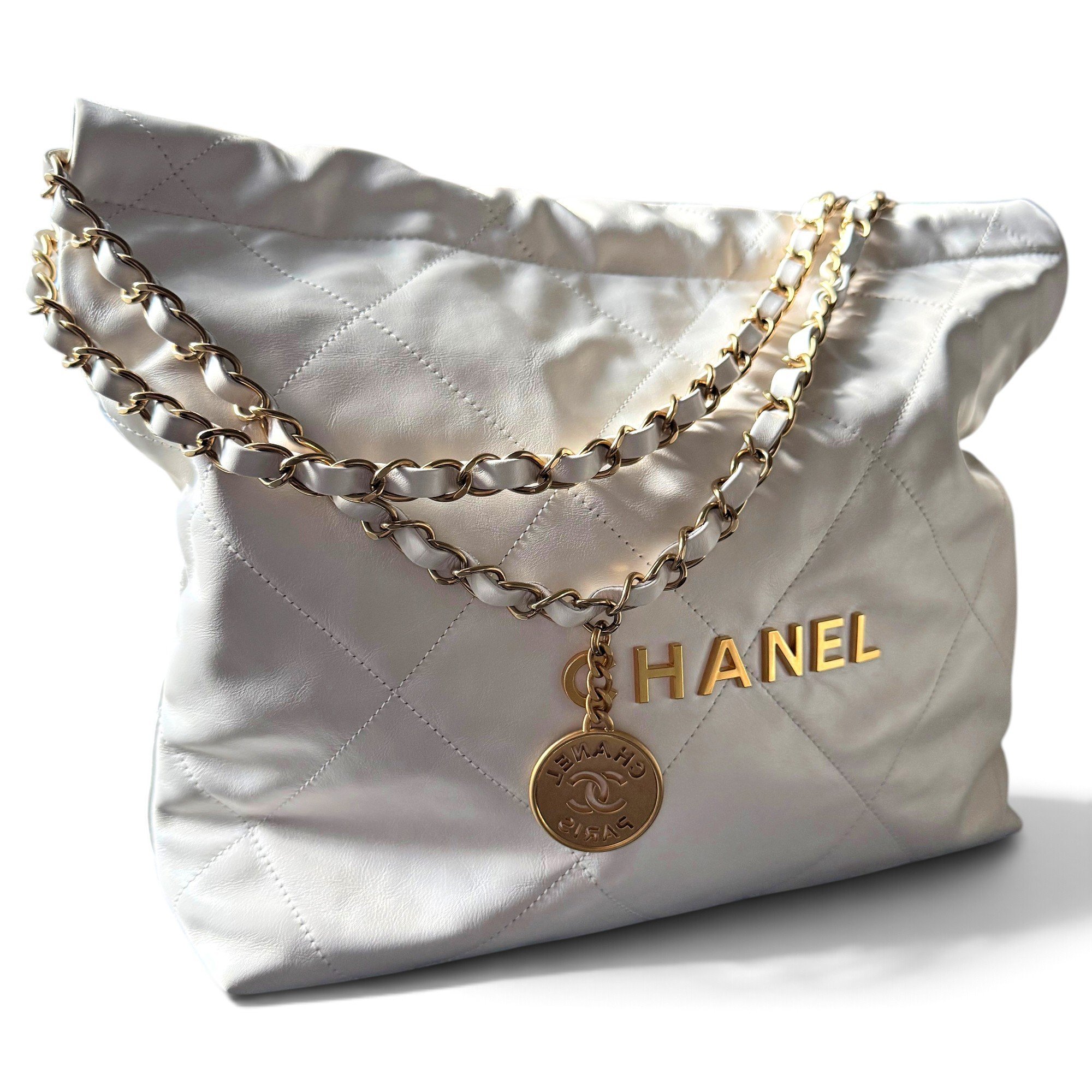 Chanel 22 leather handbag