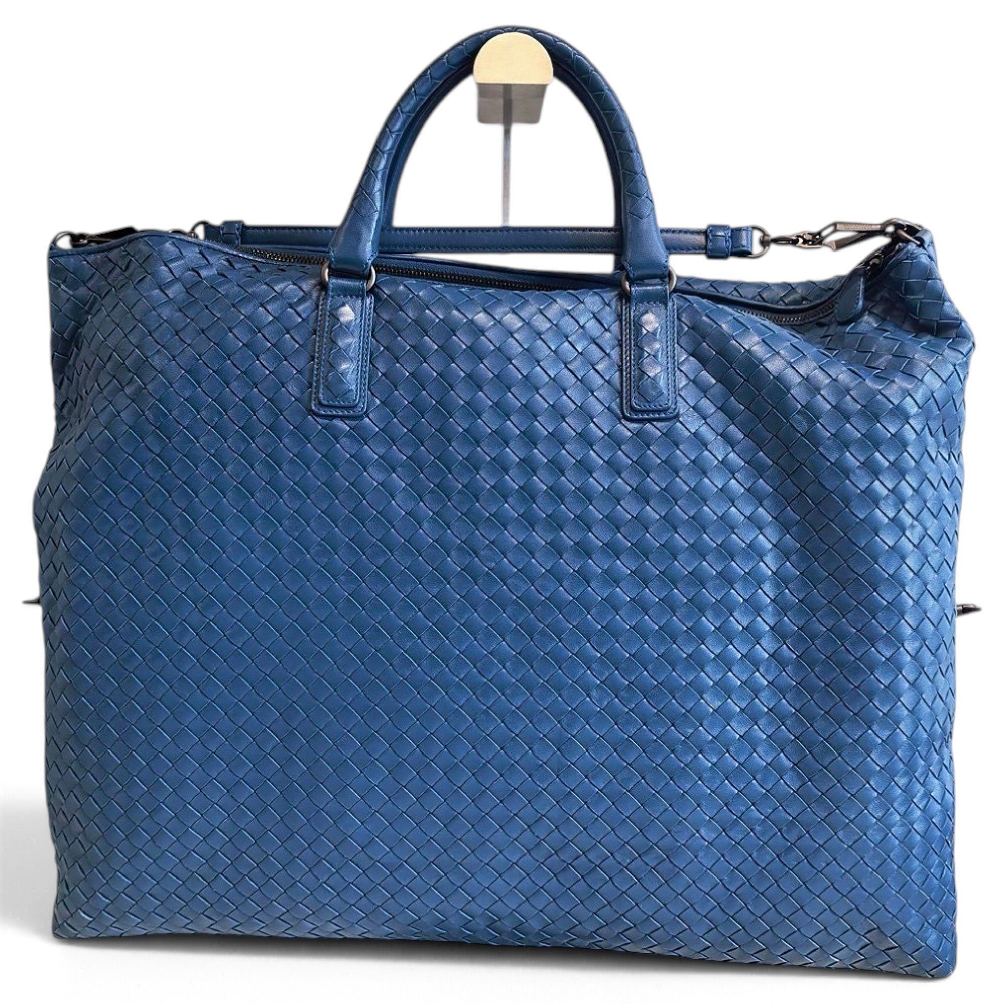Leather tote