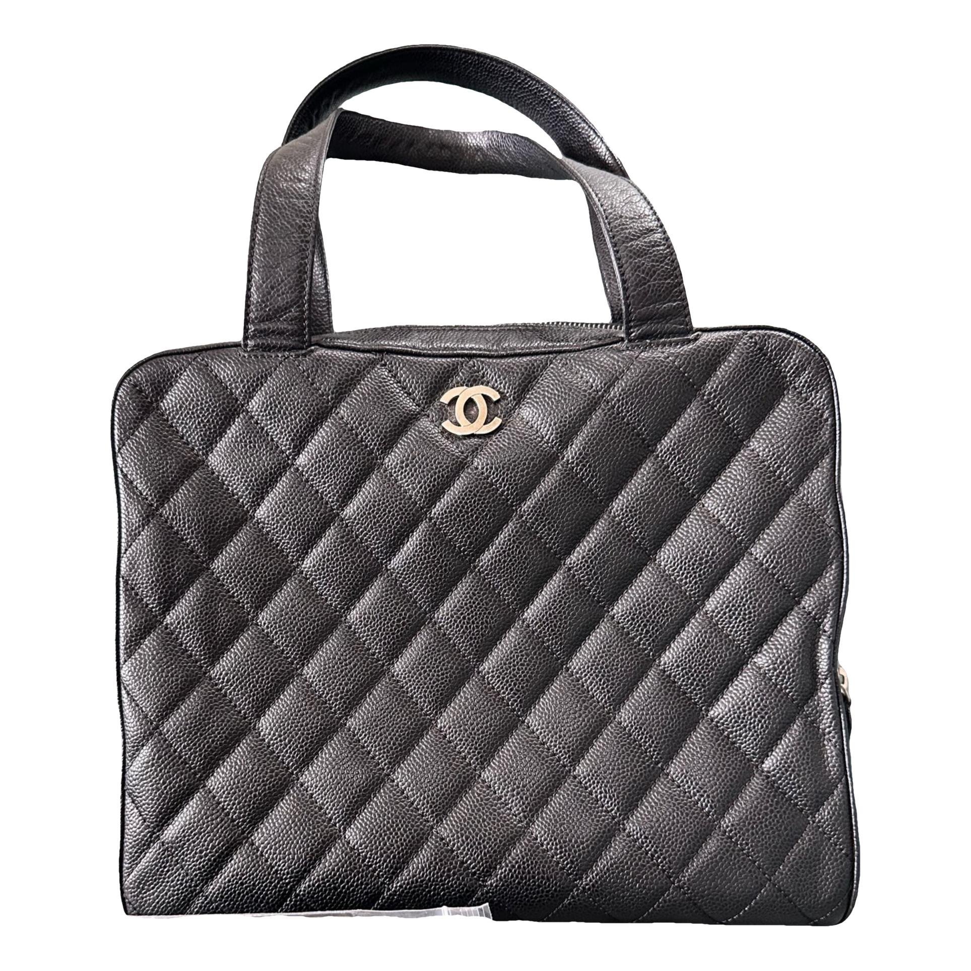 Classic CC Shopping leather tote
