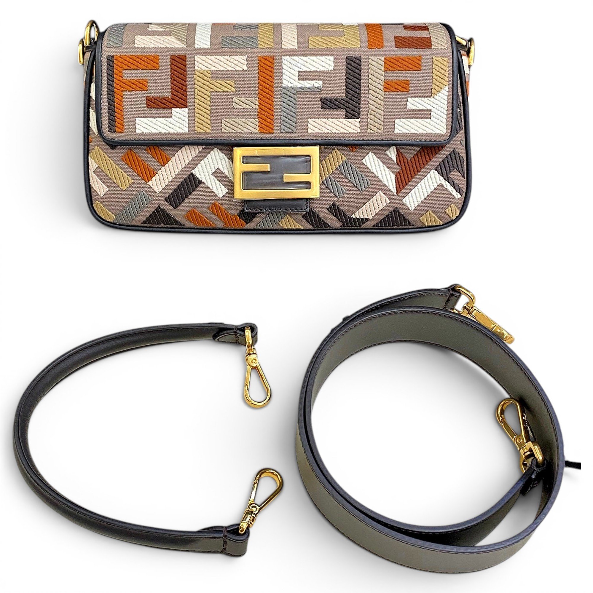 Baguette cloth handbag