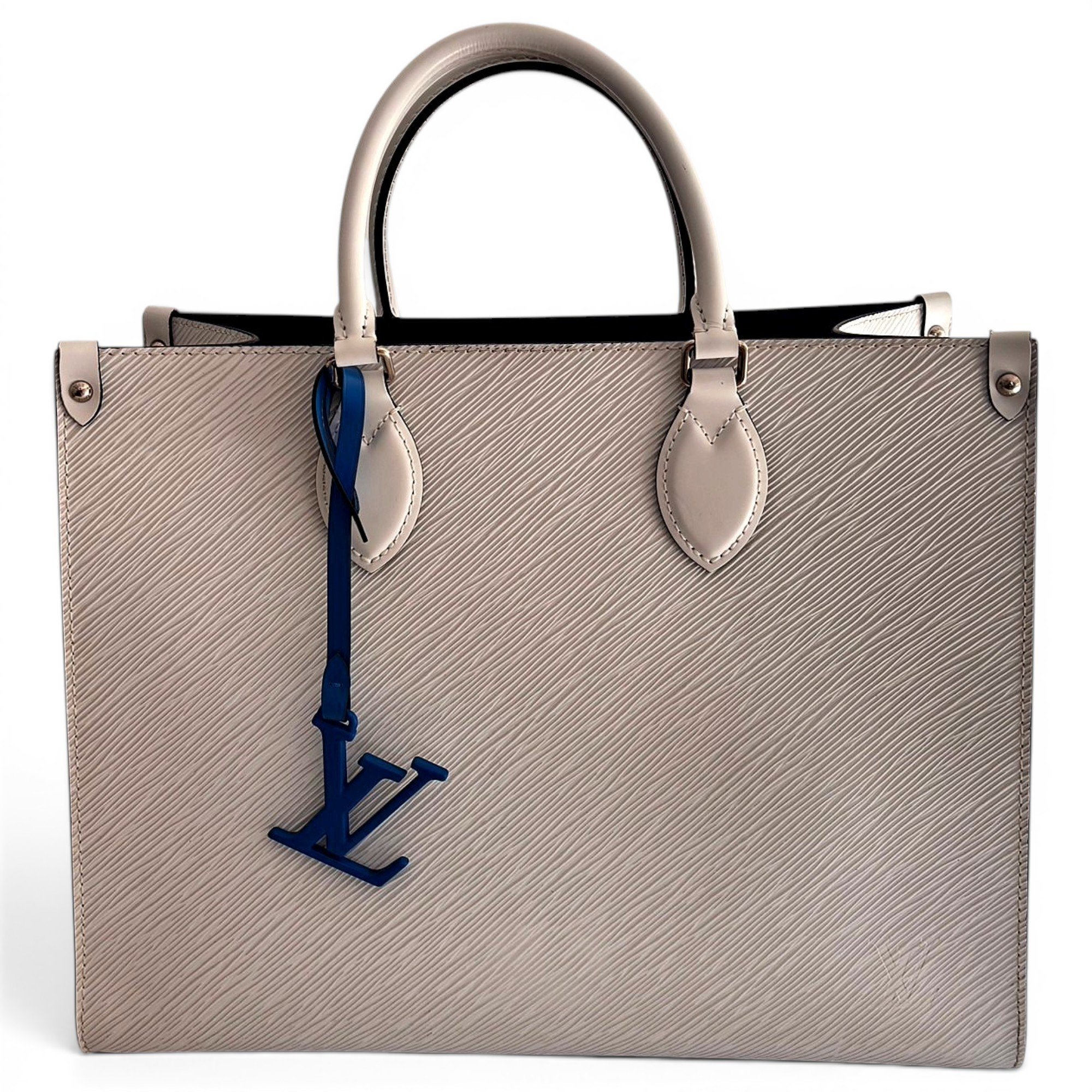 Onthego leather tote
