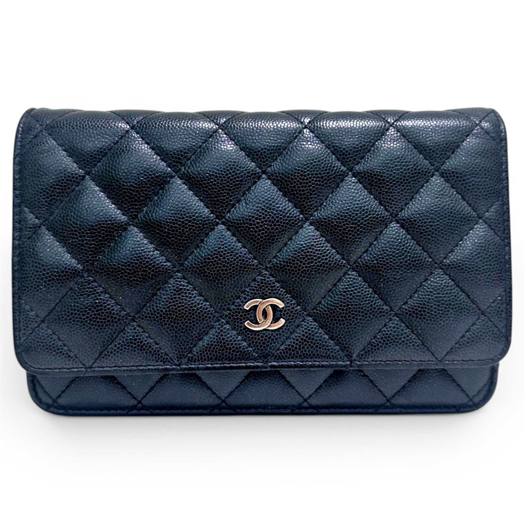 Wallet On Chain Timeless/Classique leather crossbody bag