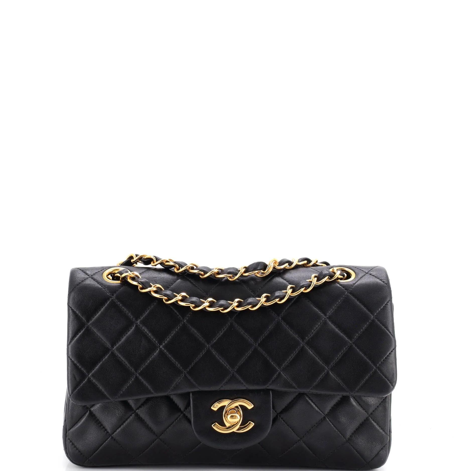 Chanel Timeless/Classique leather handbag