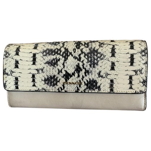 Leather clutch bag