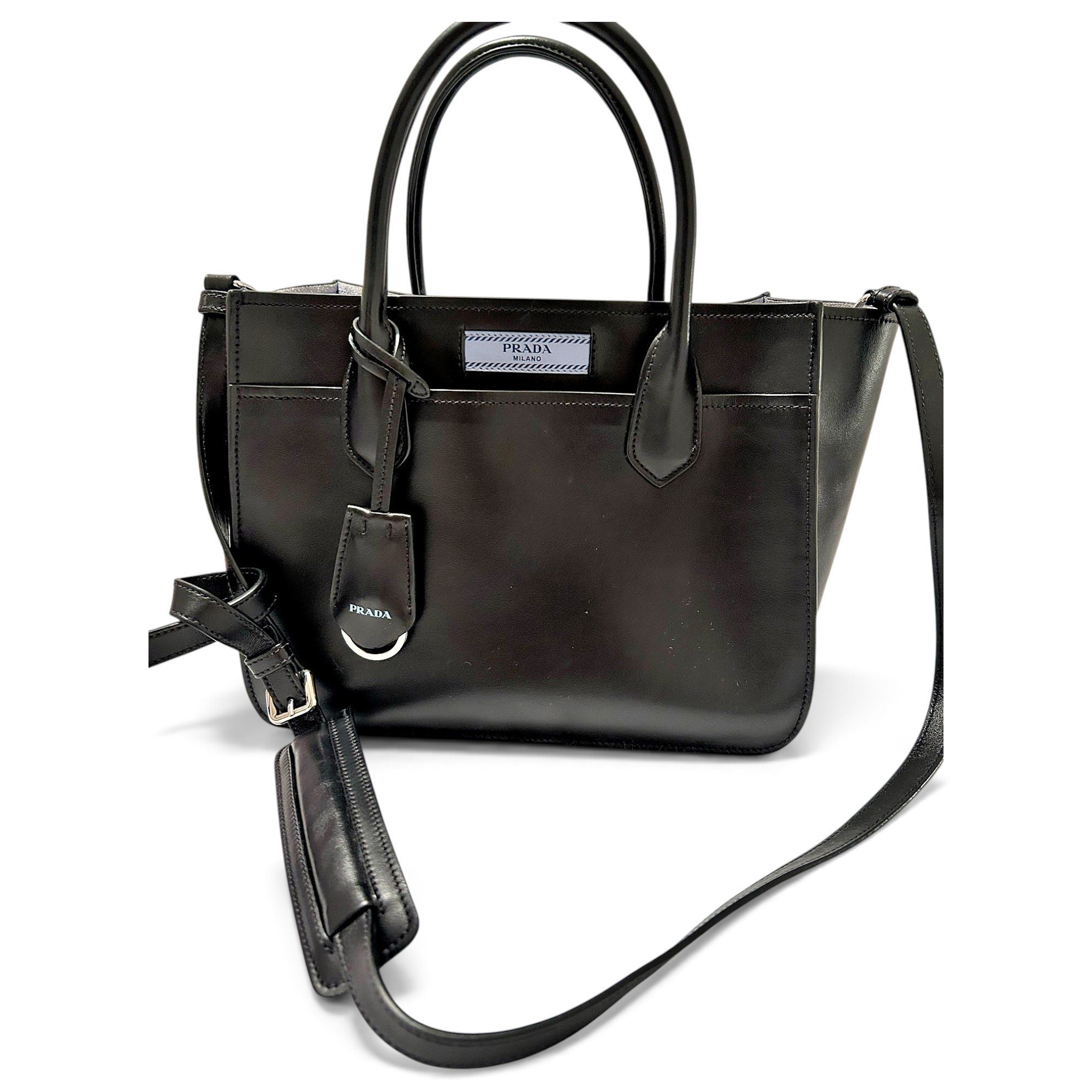 Etiquette leather tote