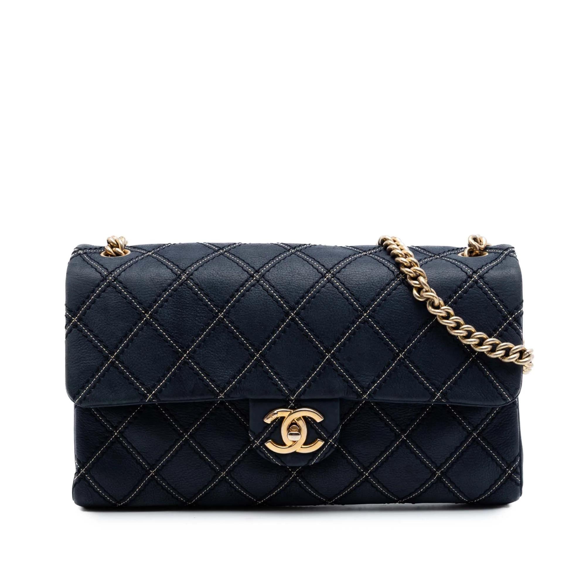 Timeless/Classique leather crossbody bag