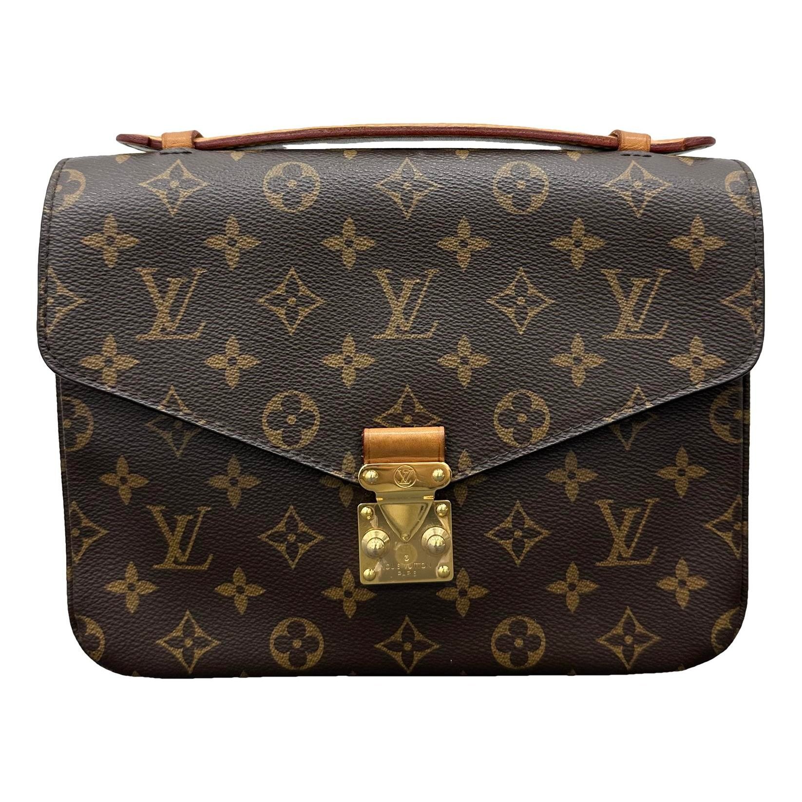 Metis leather handbag