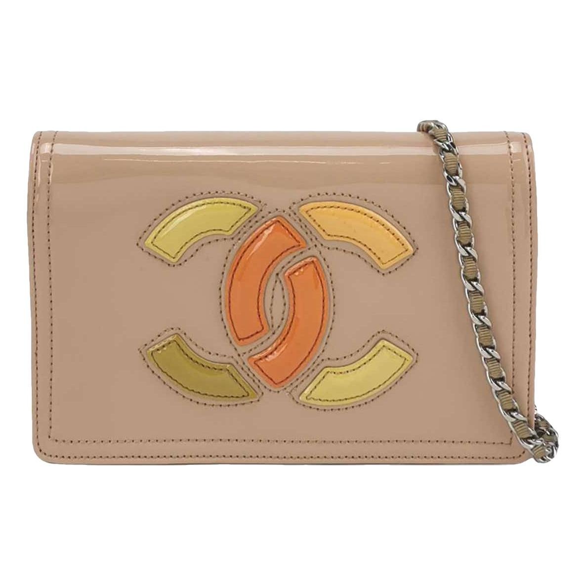 Wallet On Chain Double C patent leather crossbody bag