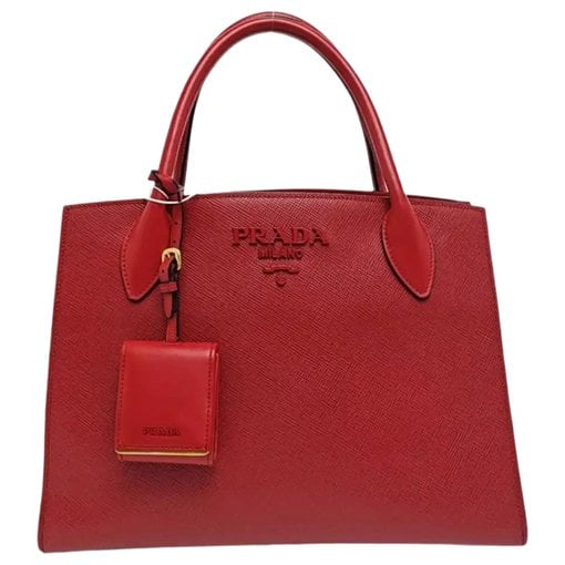 Monochrome leather handbag
