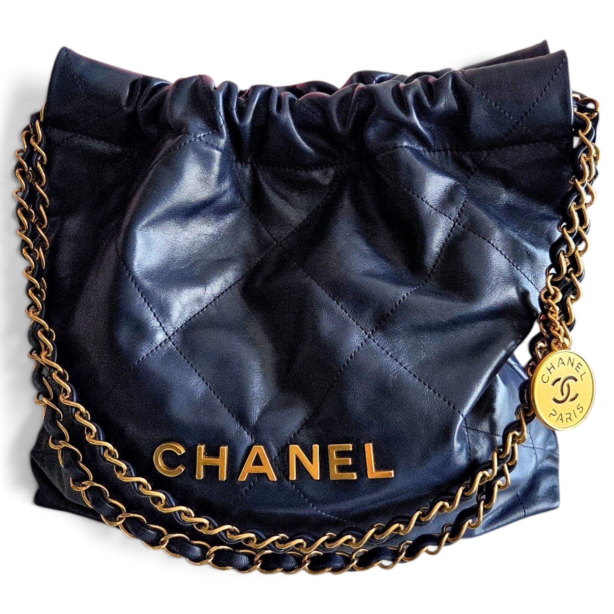 Chanel 22 leather handbag