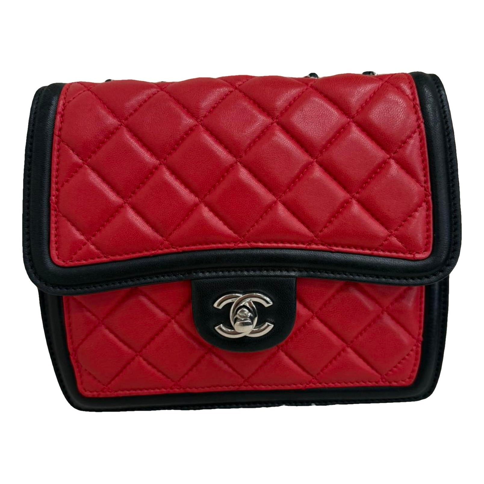 Timeless/Classique leather crossbody bag