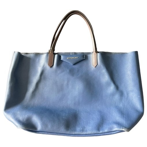 Antigona leather handbag