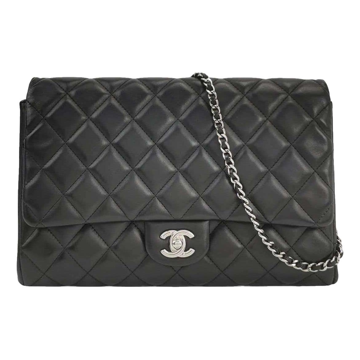 Timeless/Classique leather crossbody bag