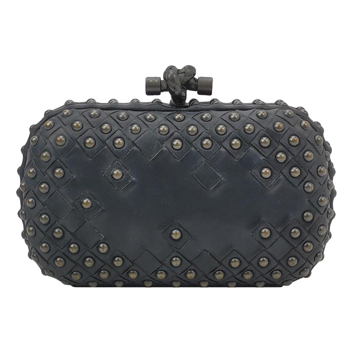 Pochette Knot leather clutch bag