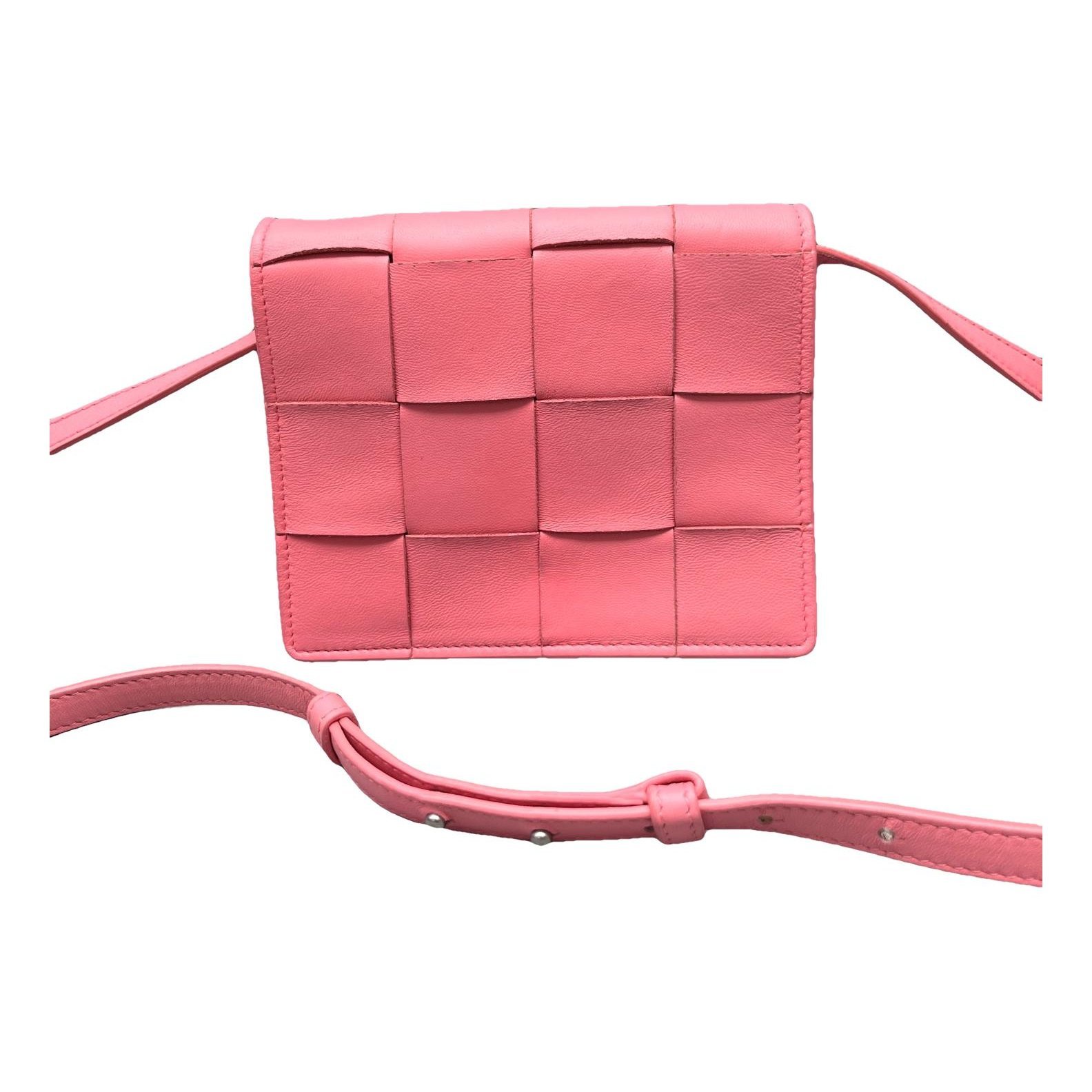 Cassette leather handbag