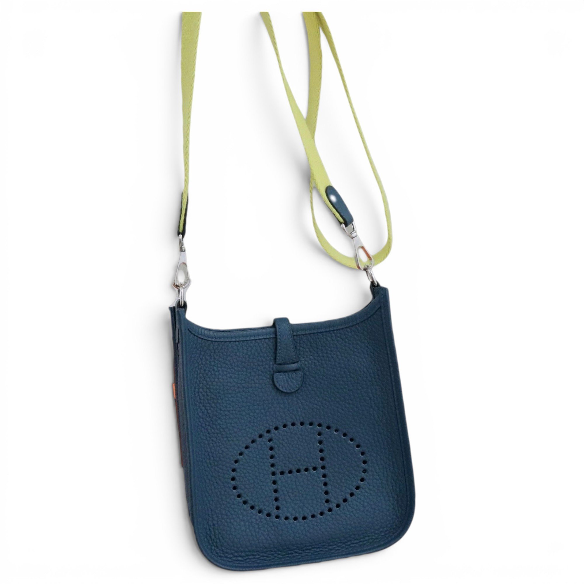 Evelyne leather handbag