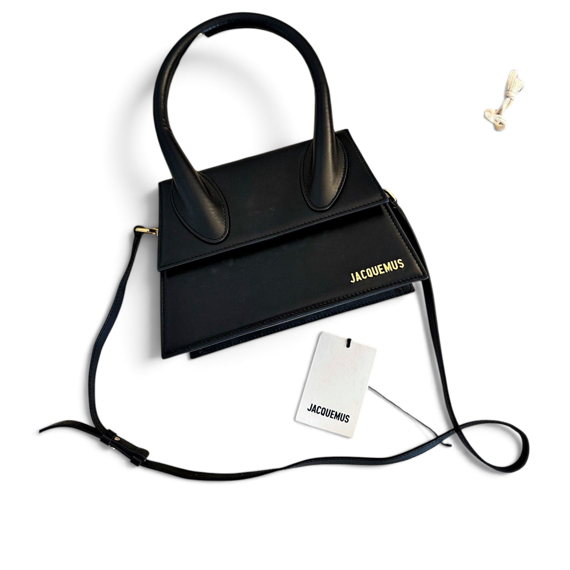 Le Grand Chiquito leather handbag