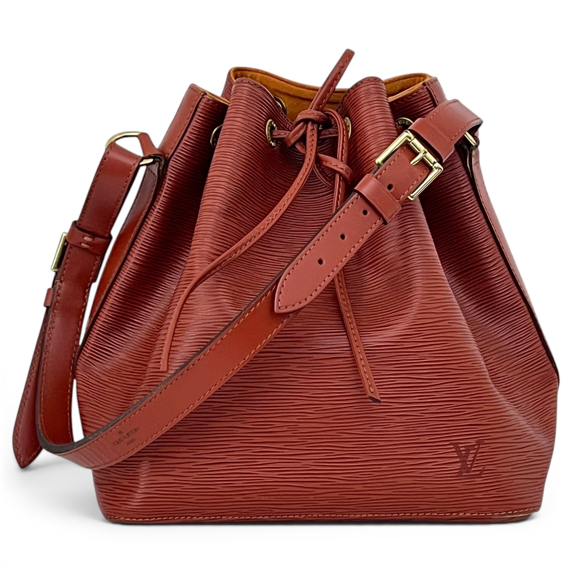 Noé leather handbag