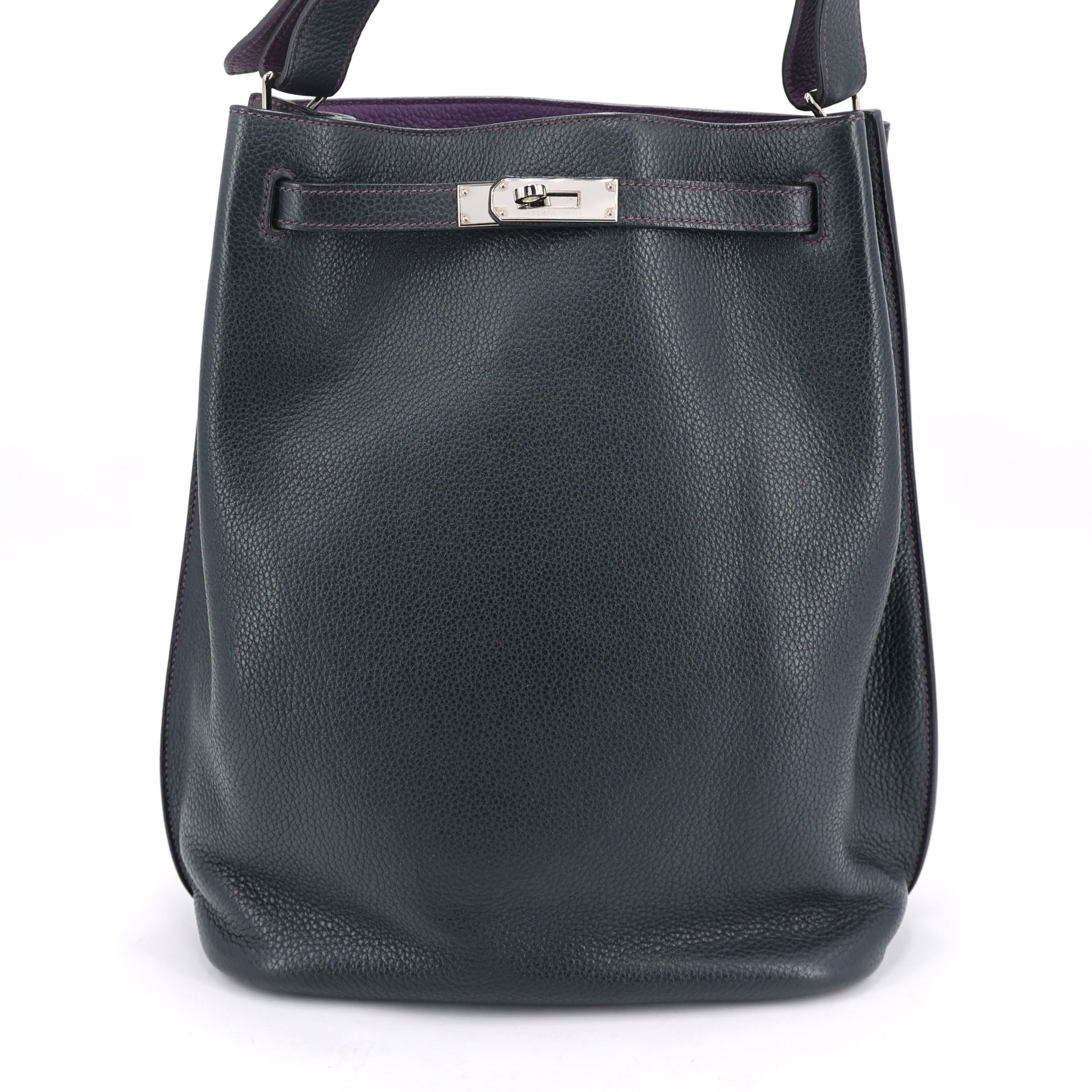 Hermes Very Good ( Rank A) HERMÈS So Kelly 26 Bleu Obscur (K7) Ultraviolet (5L) Clemence Palladium hardware Square Q (2013)