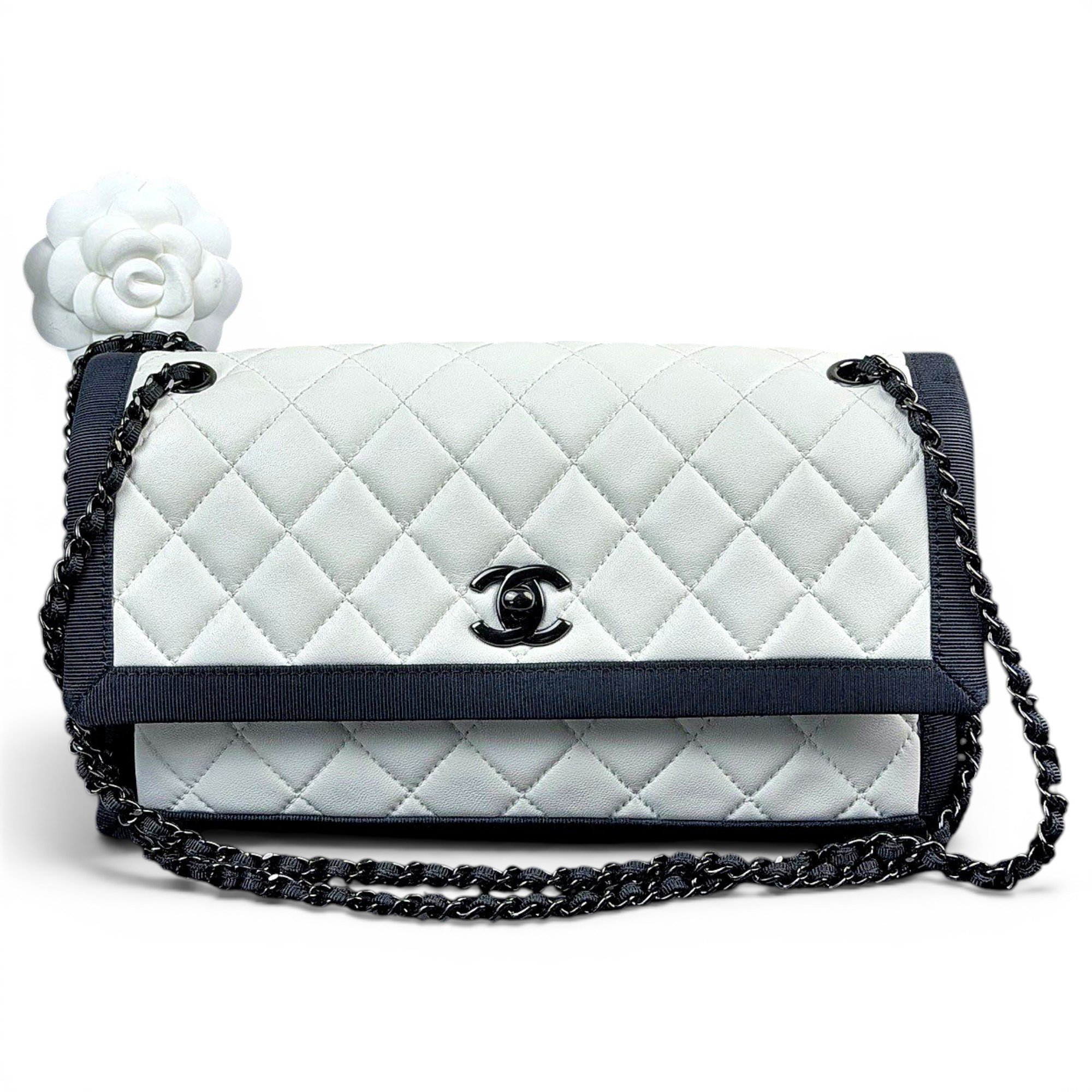Timeless/Classique leather crossbody bag