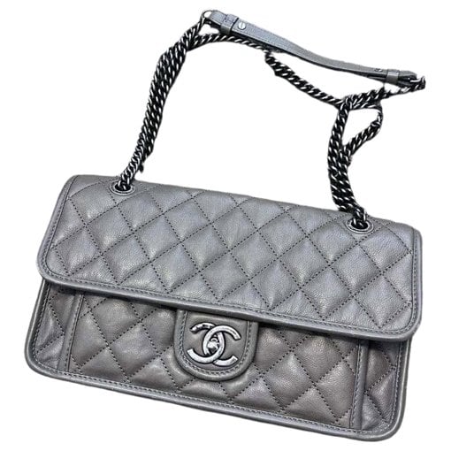 Timeless/Classique leather crossbody bag