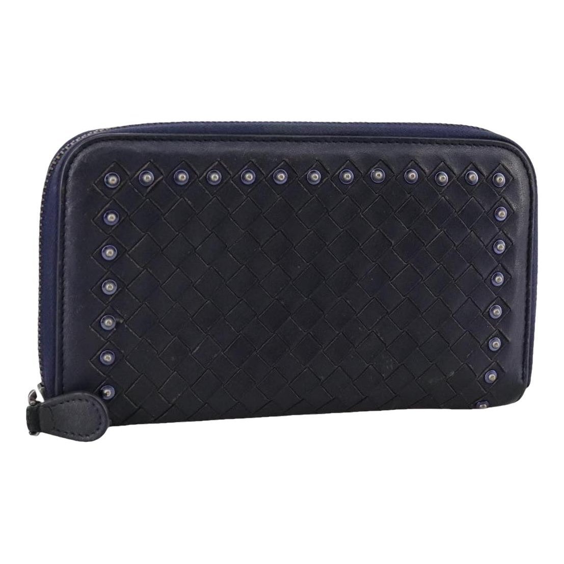 Leather clutch bag