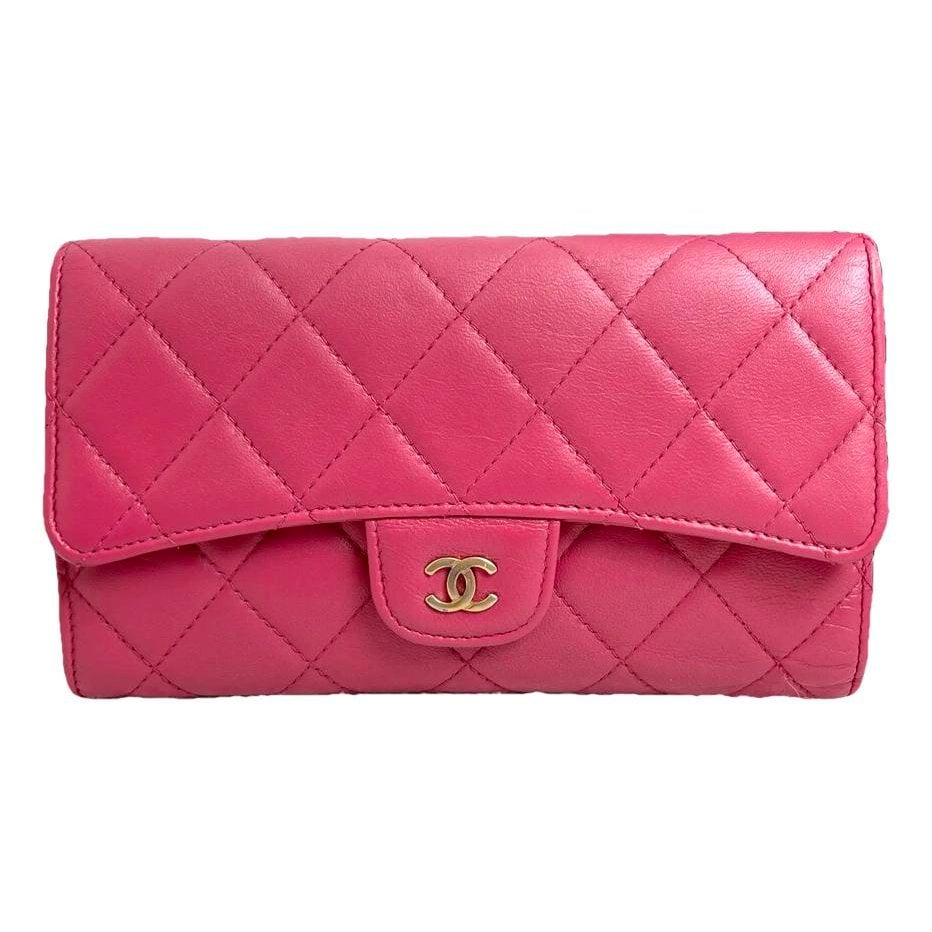 Leather clutch bag