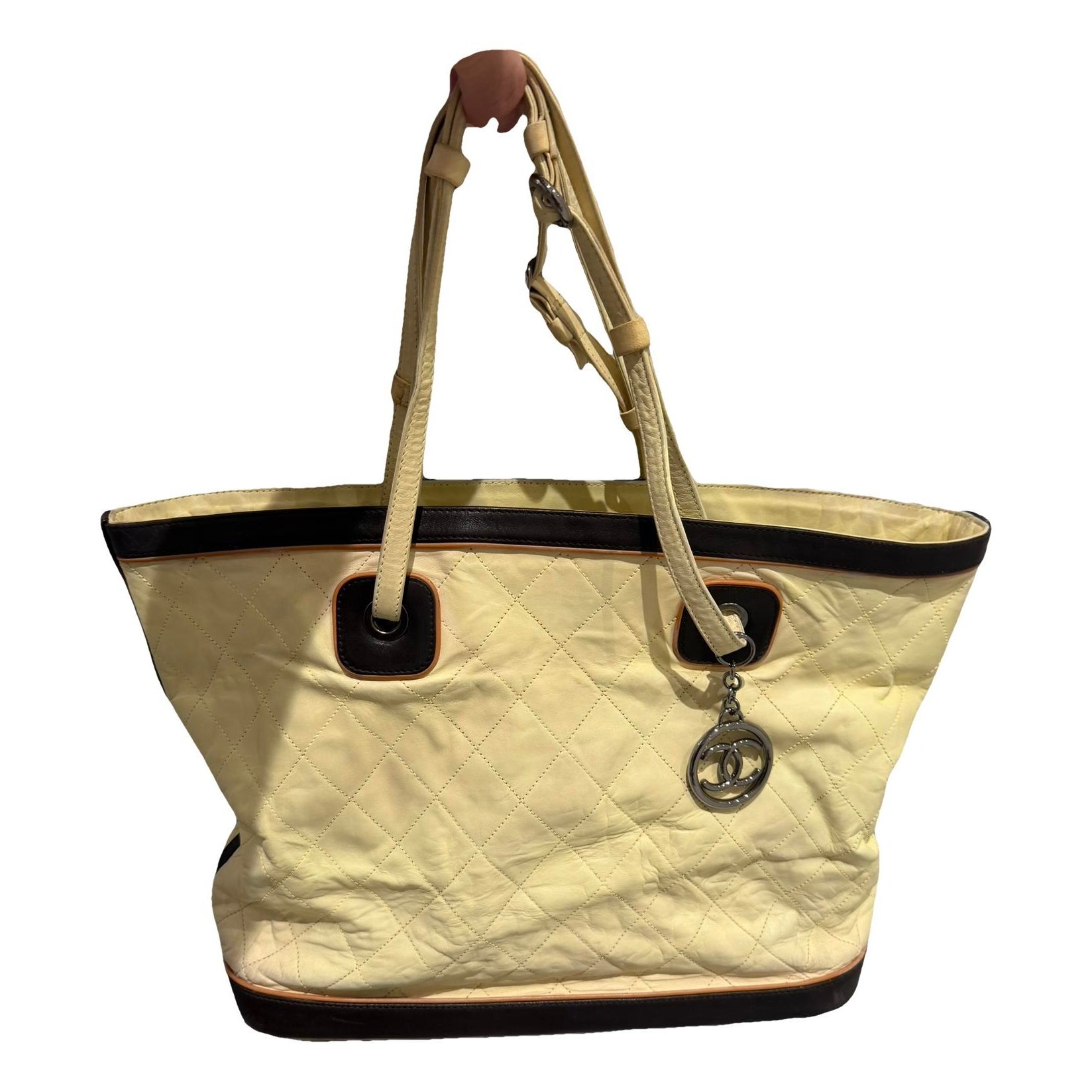 Leather tote