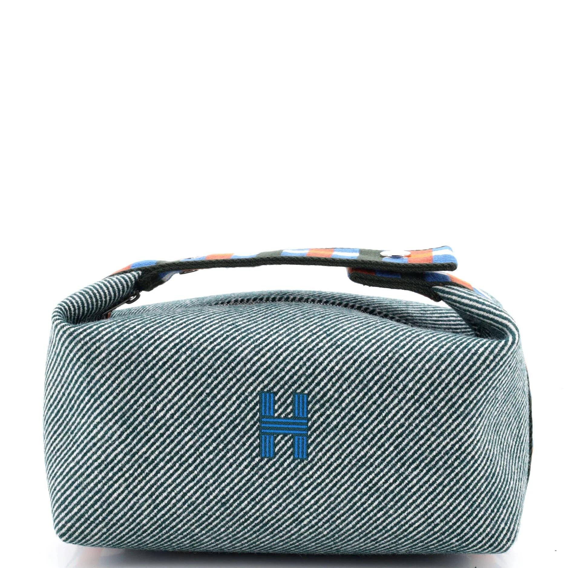 Wool vanity case