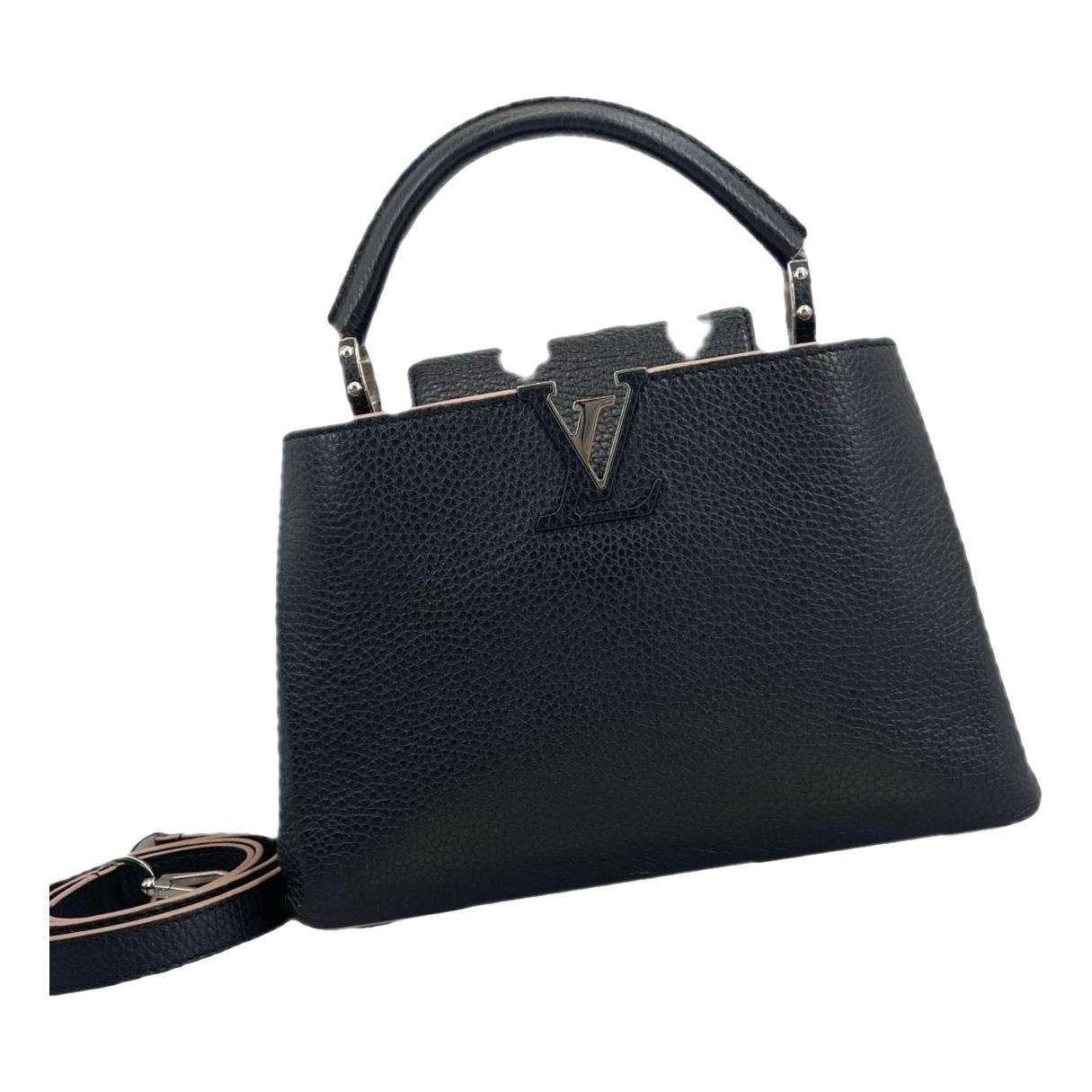 Capucines leather handbag