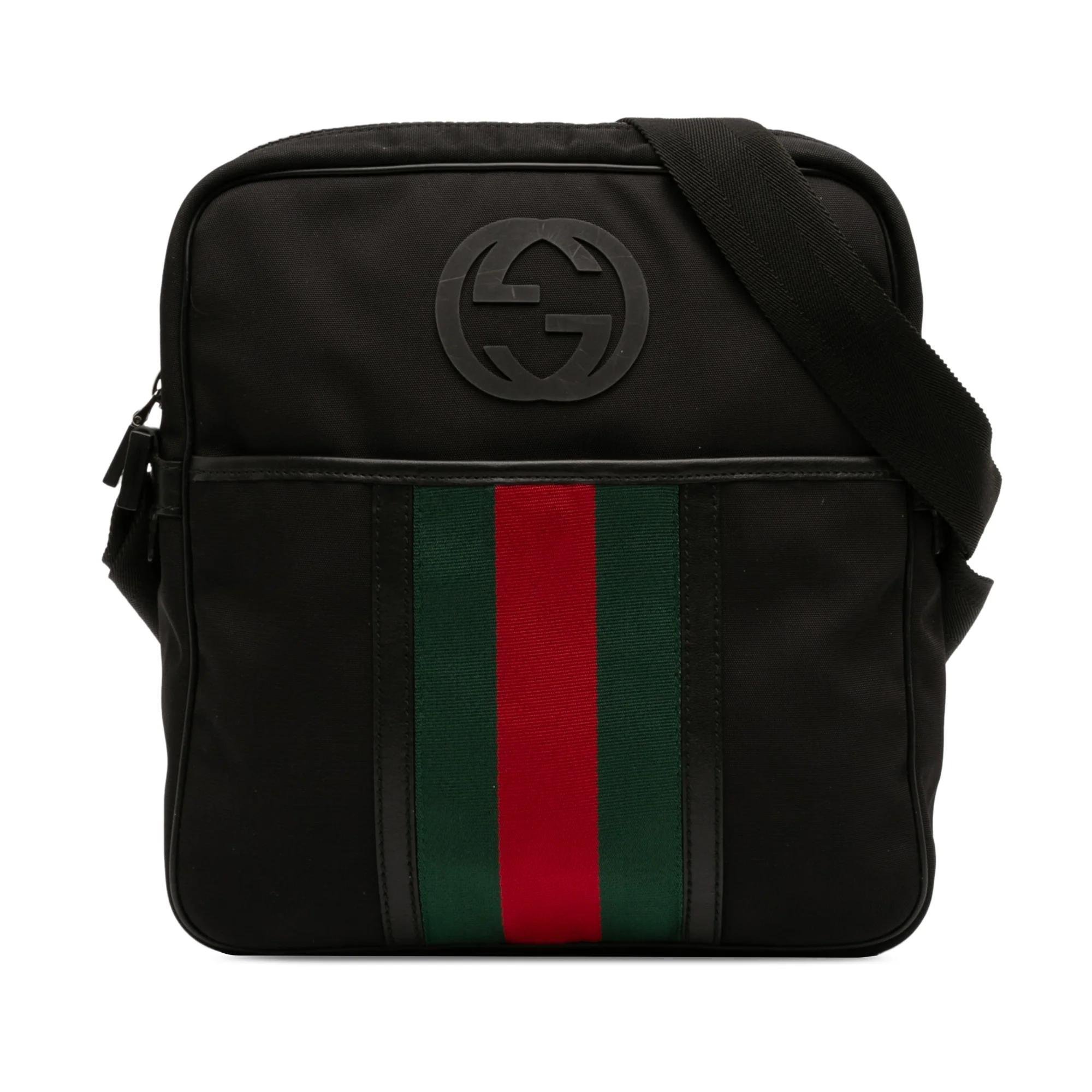 Interlocking crossbody bag