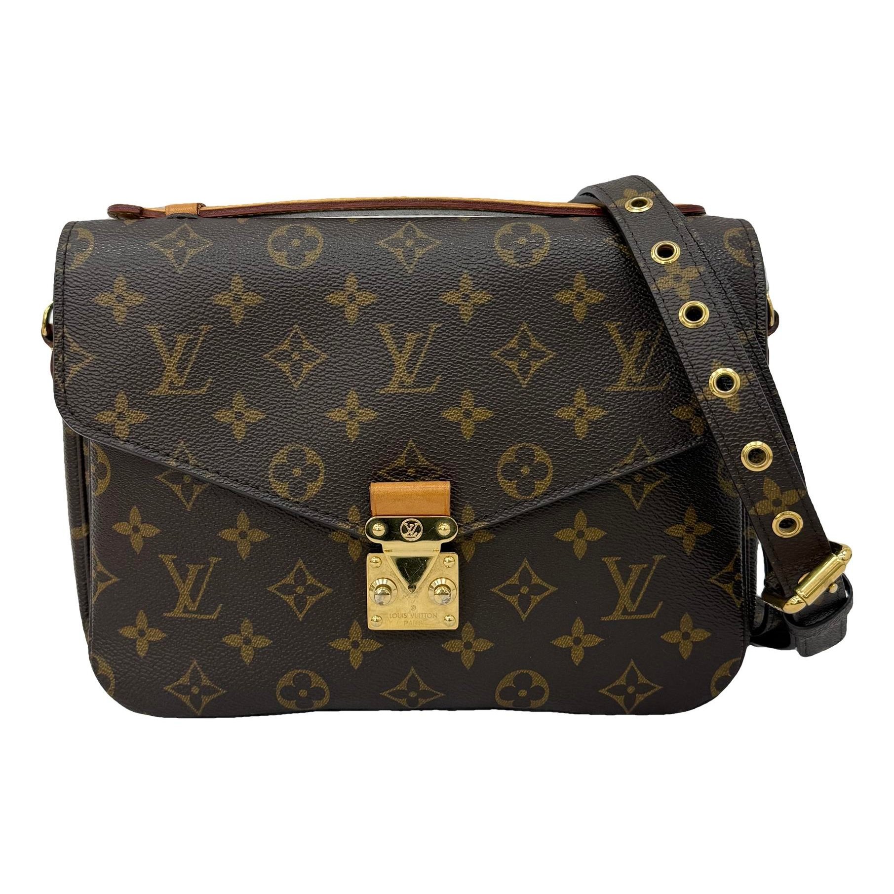Metis leather handbag