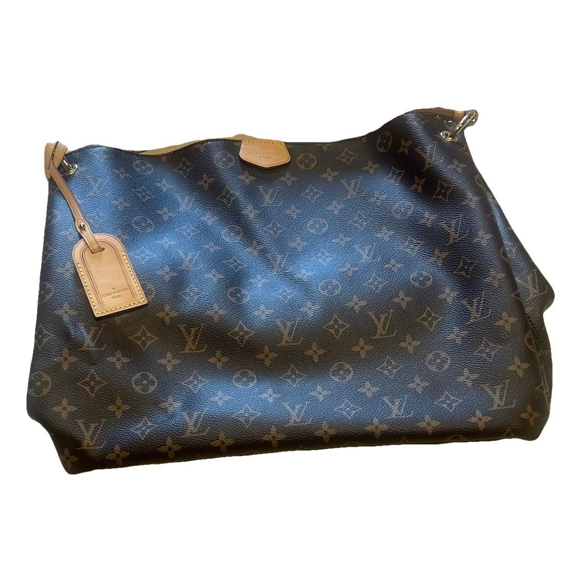 Graceful leather handbag