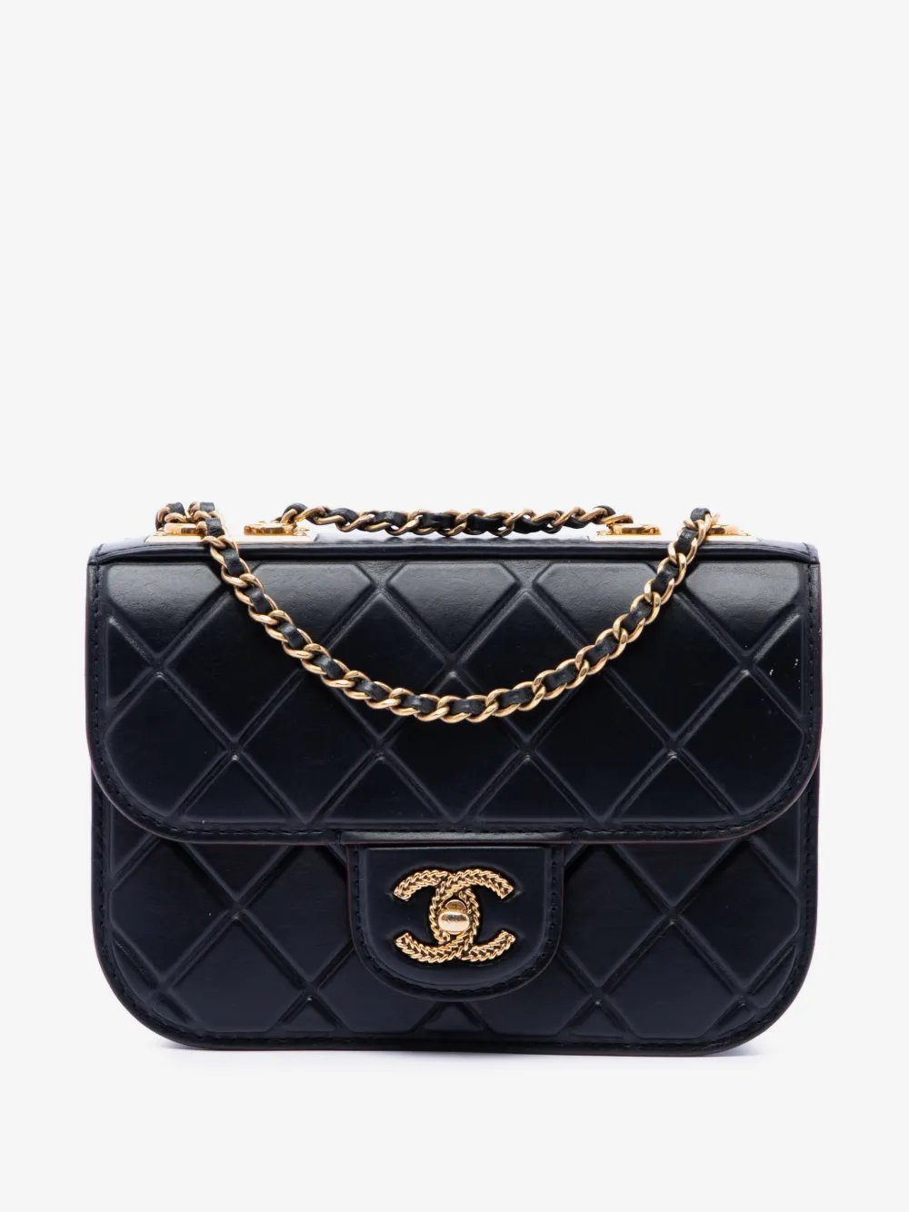 2015-2016 CC Embossed Quilt Calfskin Single Flap crossbody bag