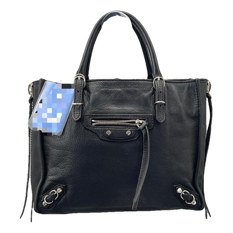 City leather handbag