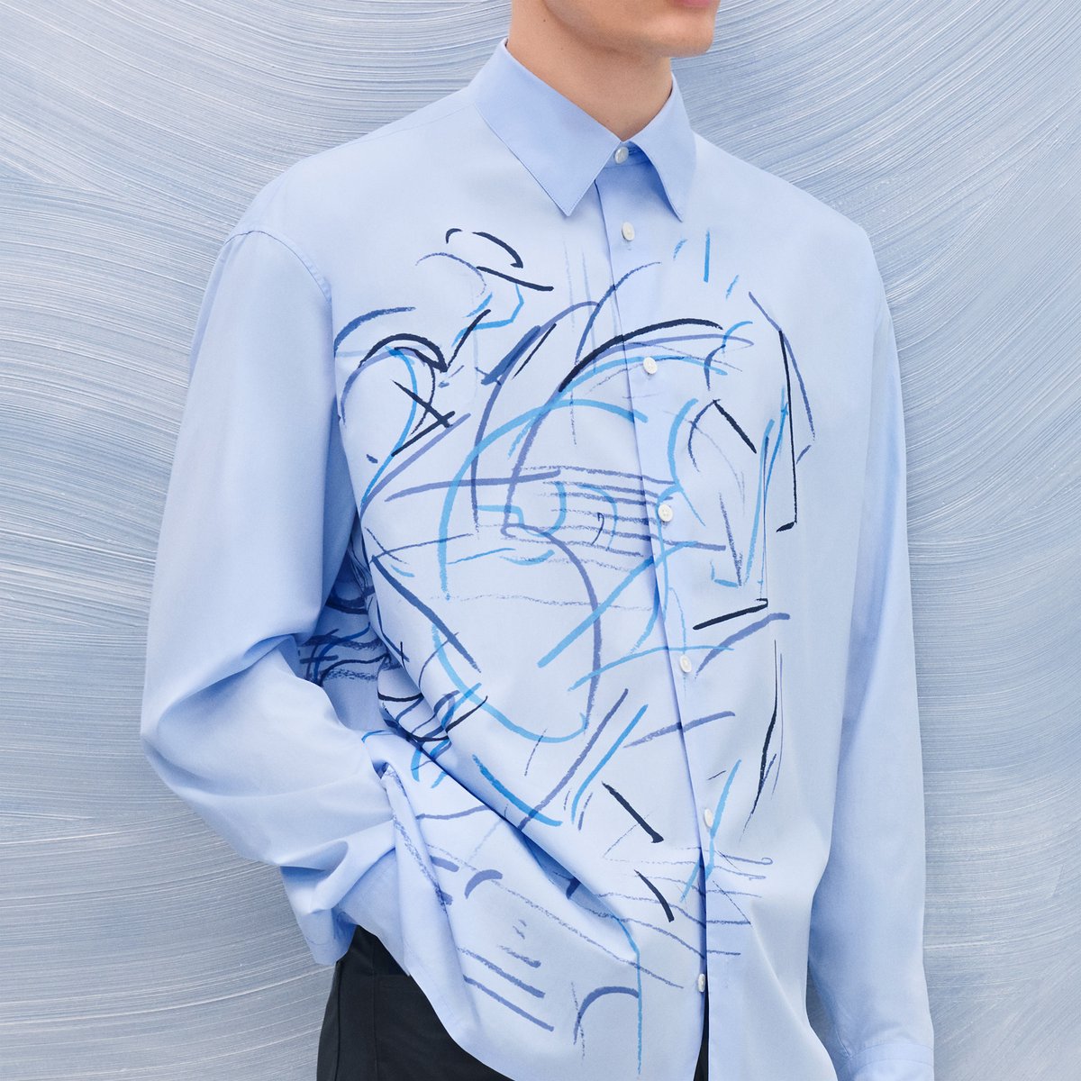 Bleu Pâle "Esquisse Au Galop" Boxy Fit Shirt