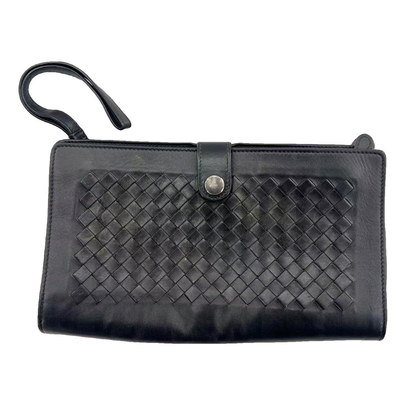 Leather clutch bag