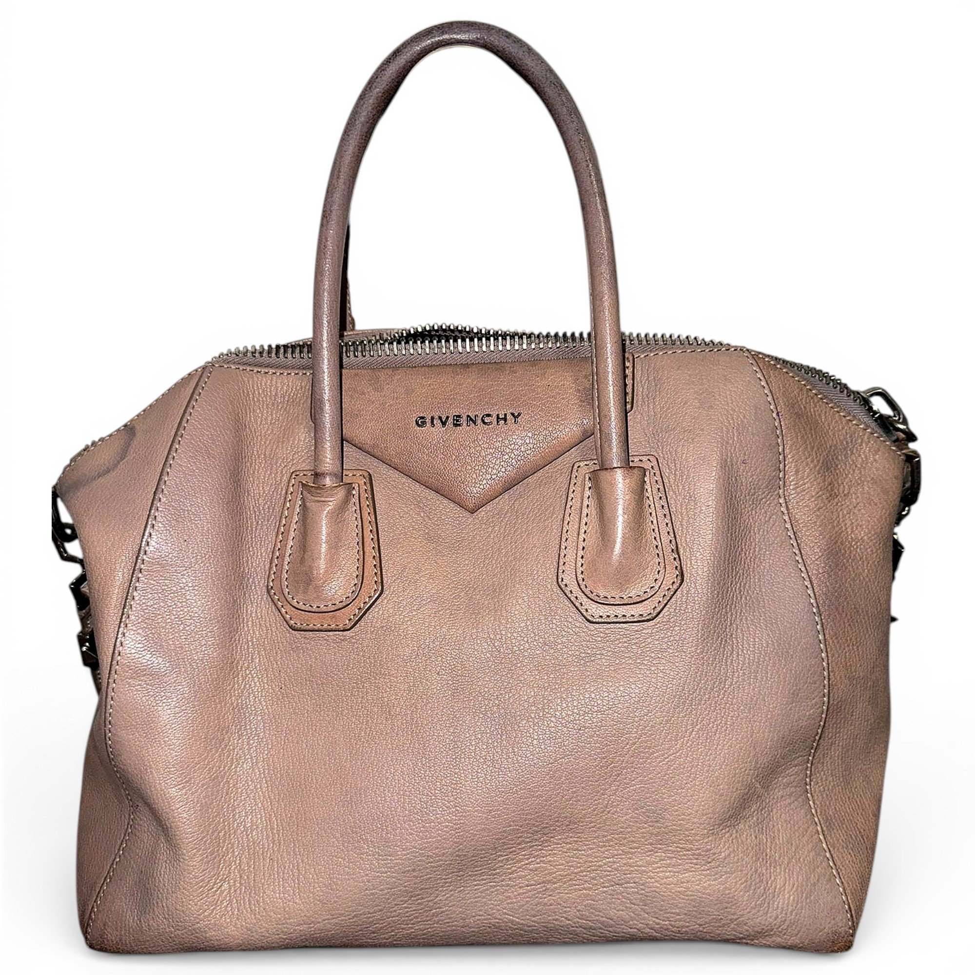 Antigona leather handbag