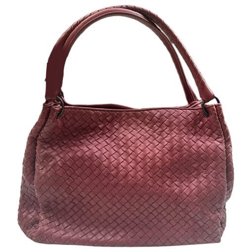 Veneta leather handbag