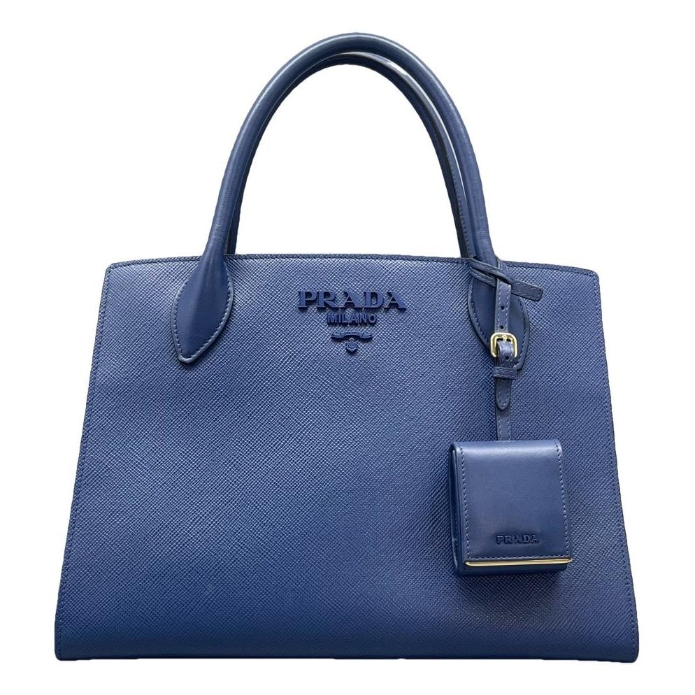 Monochrome leather handbag