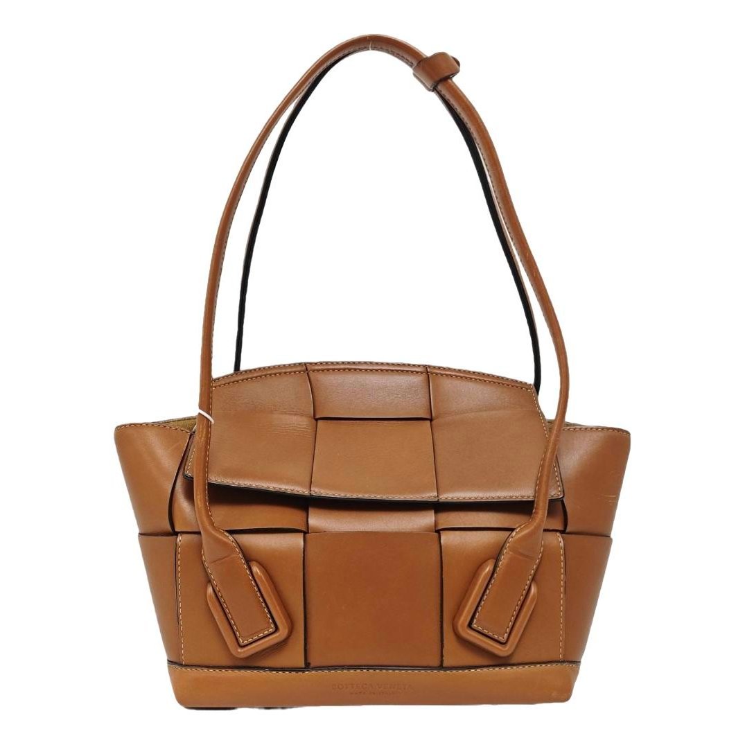 Arco leather tote