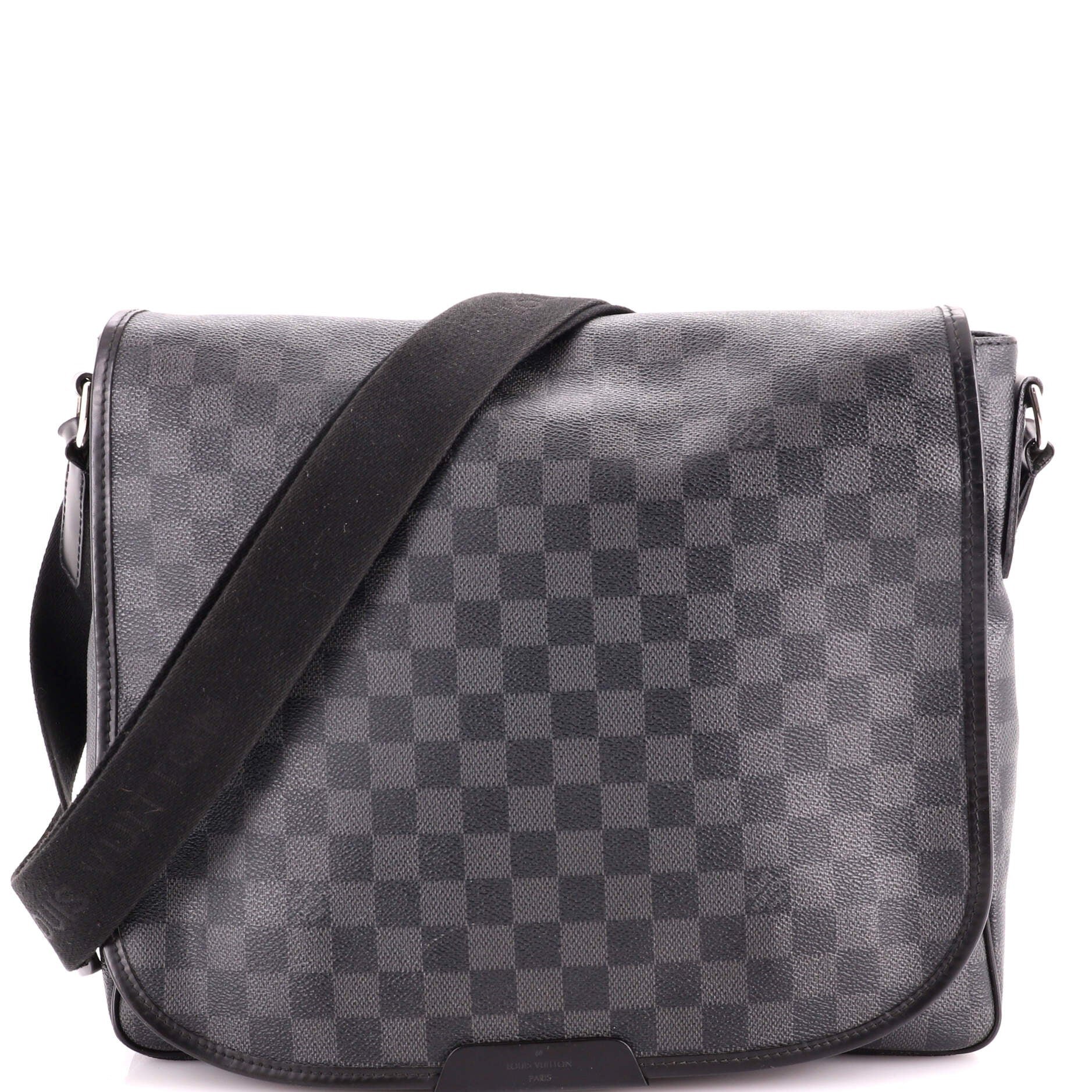 Daniel Messenger Bag Damier Graphite MM