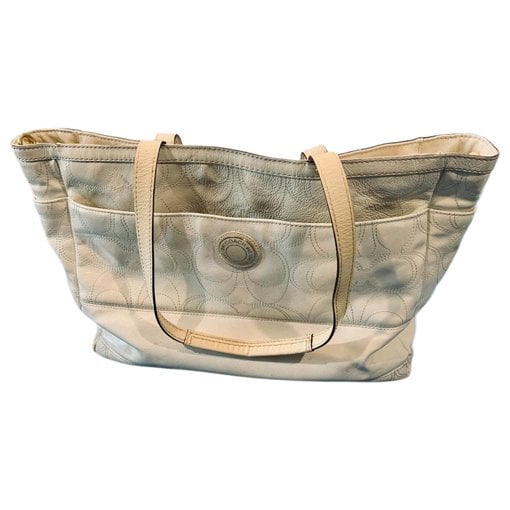 Leather tote