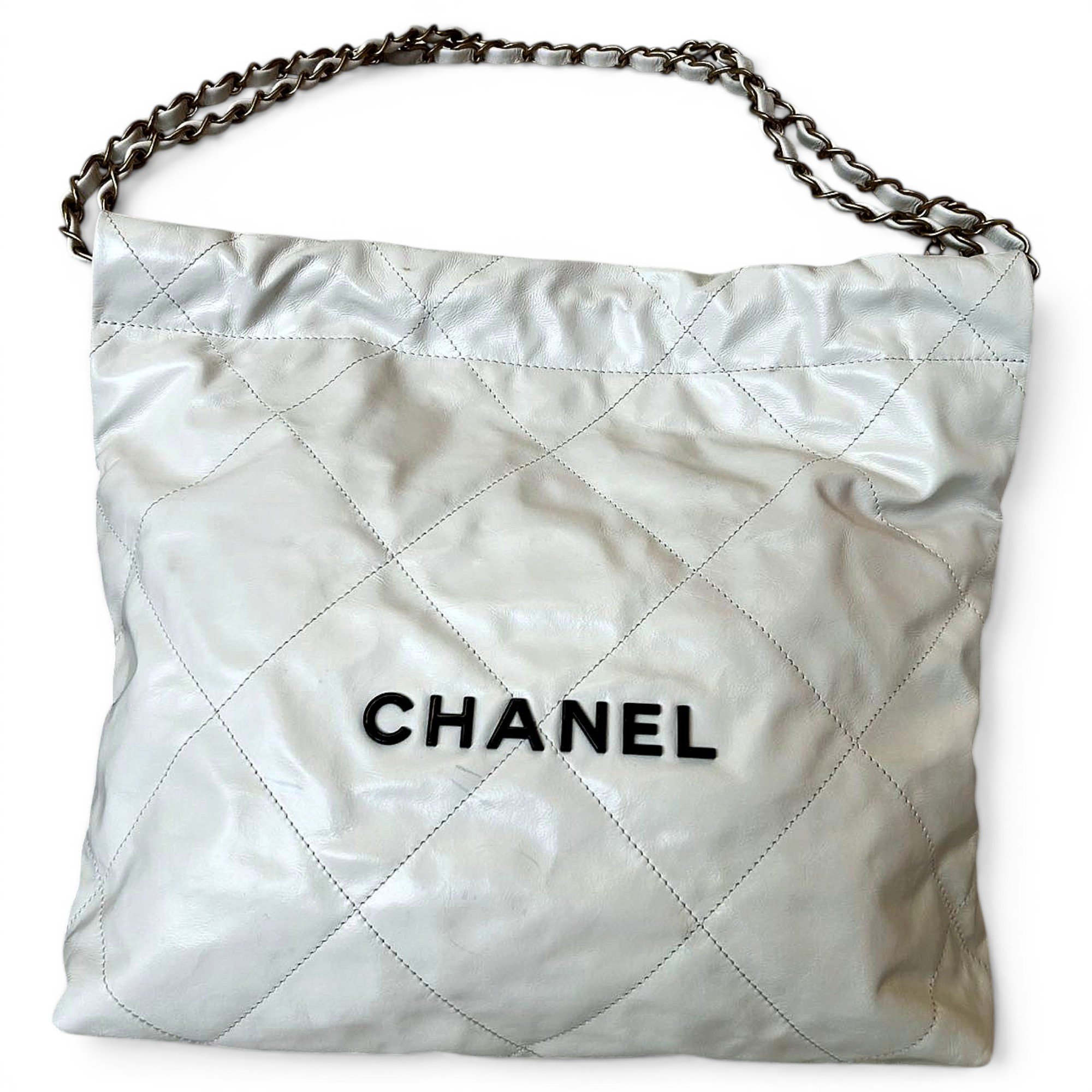 Chanel 22 leather handbag