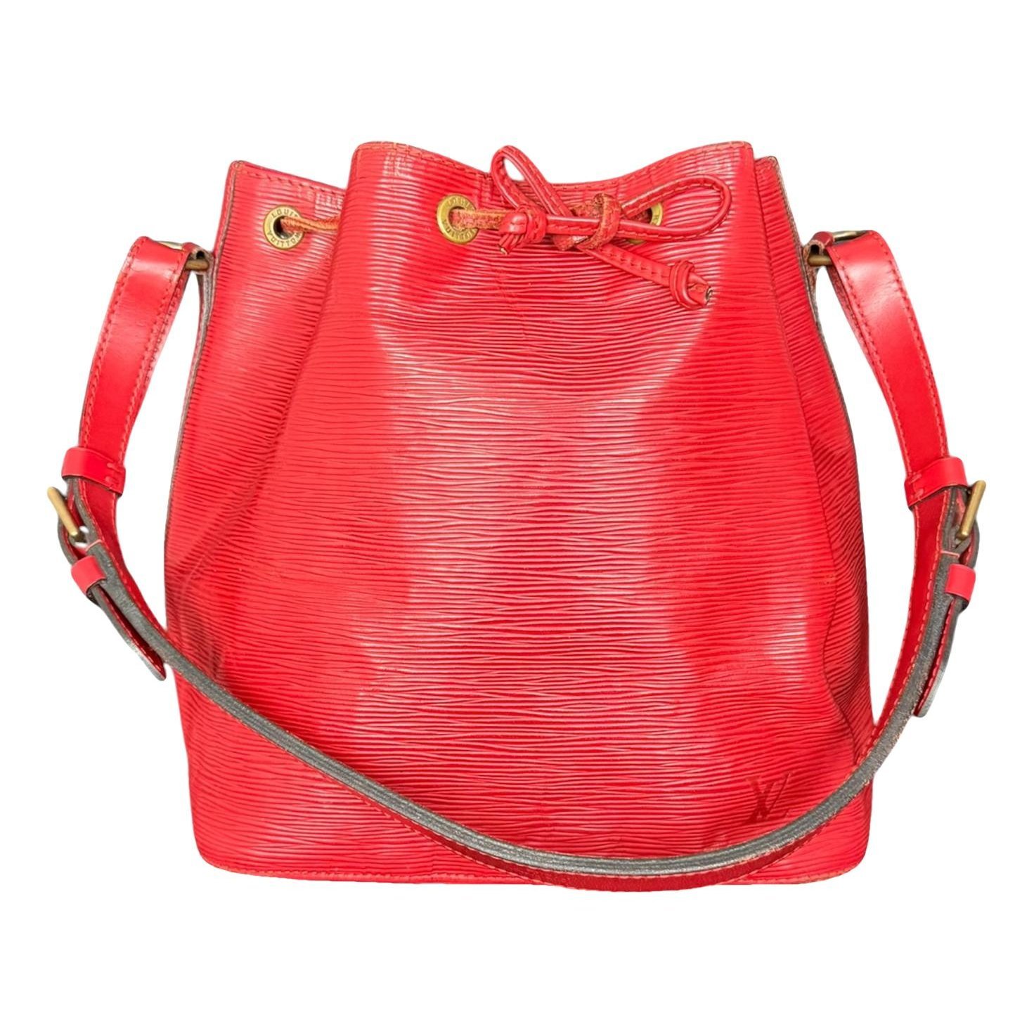 Noé leather handbag