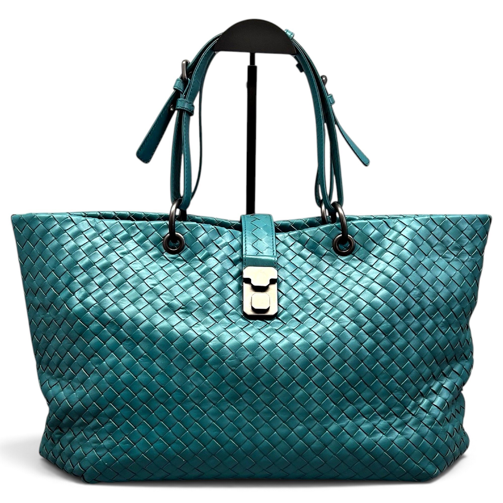 Leather tote