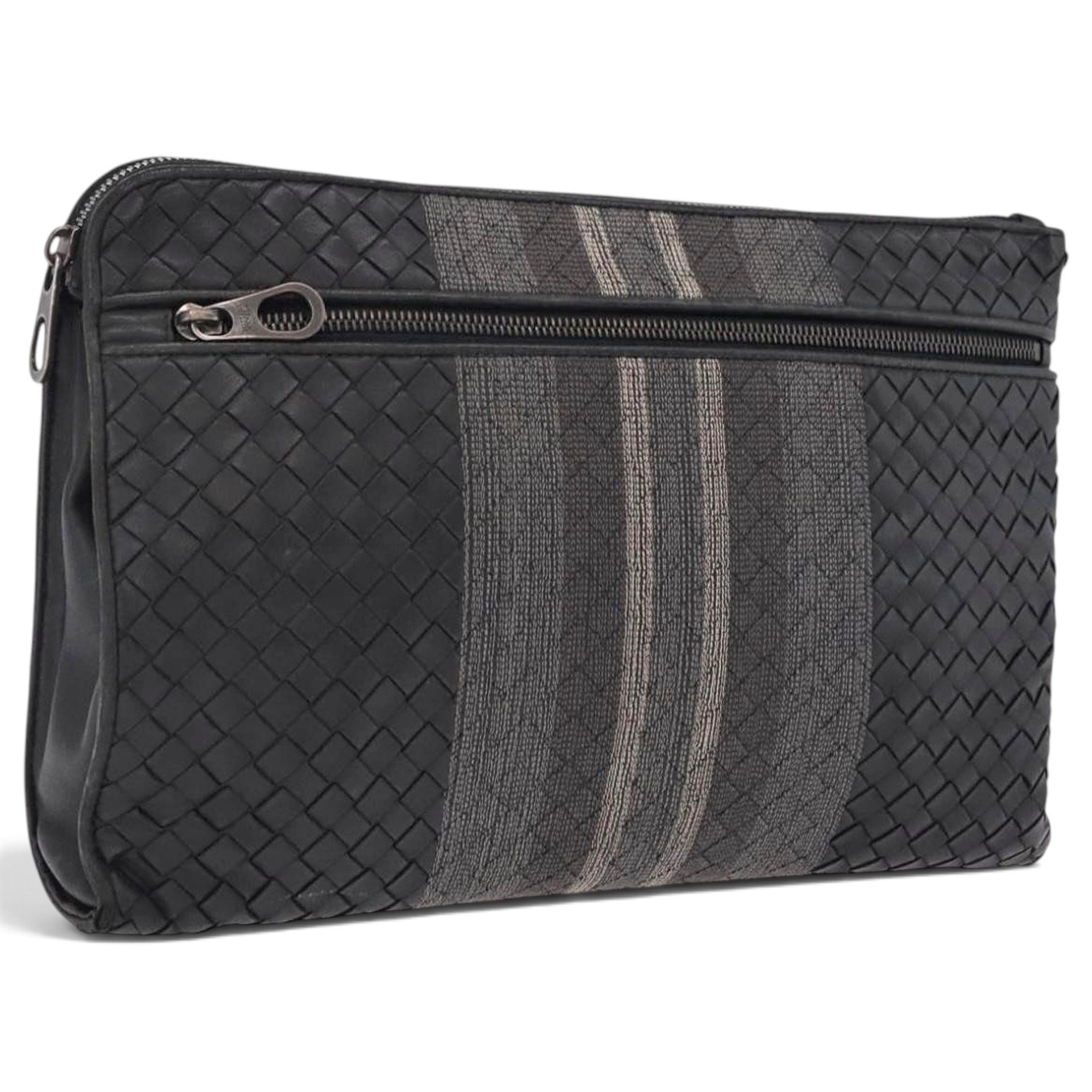 Veneta leather handbag