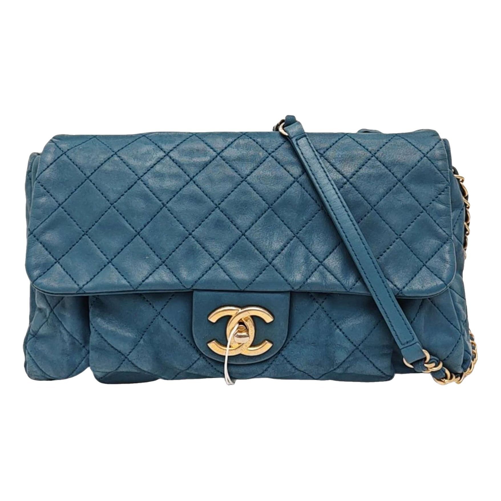 Timeless/Classique leather crossbody bag